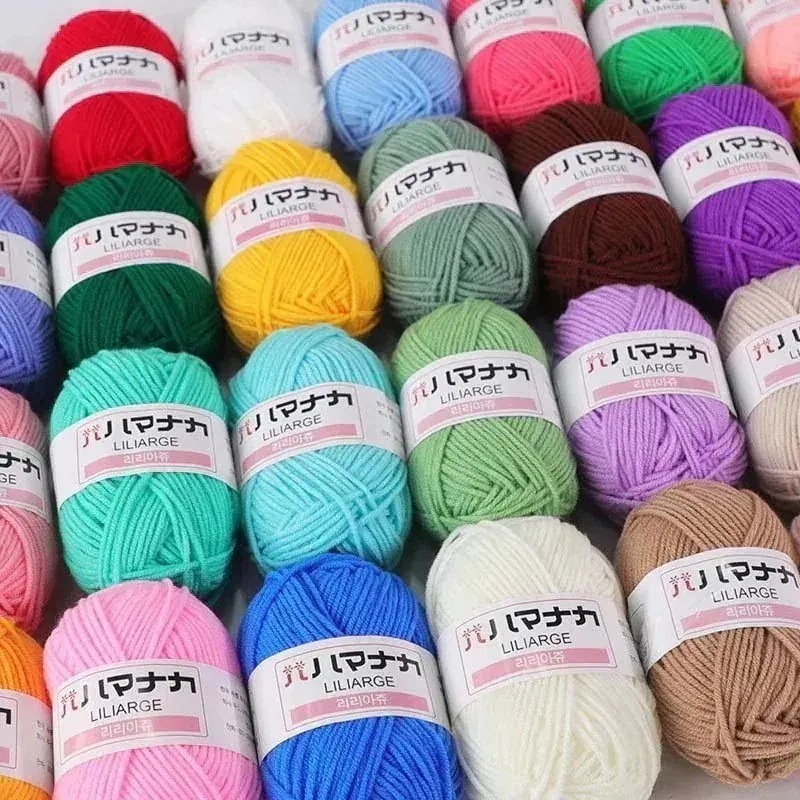 非常受欢迎！【1 個購入すると 27 個無料】53色 10玉セット 1玉約25g 四子糸 毛糸 ミルクコットンヤーン 合太 編み物 绵糸 糸 編み物用綿糸 編み糸 手編み糸 4株コーマミルクコットンヤ