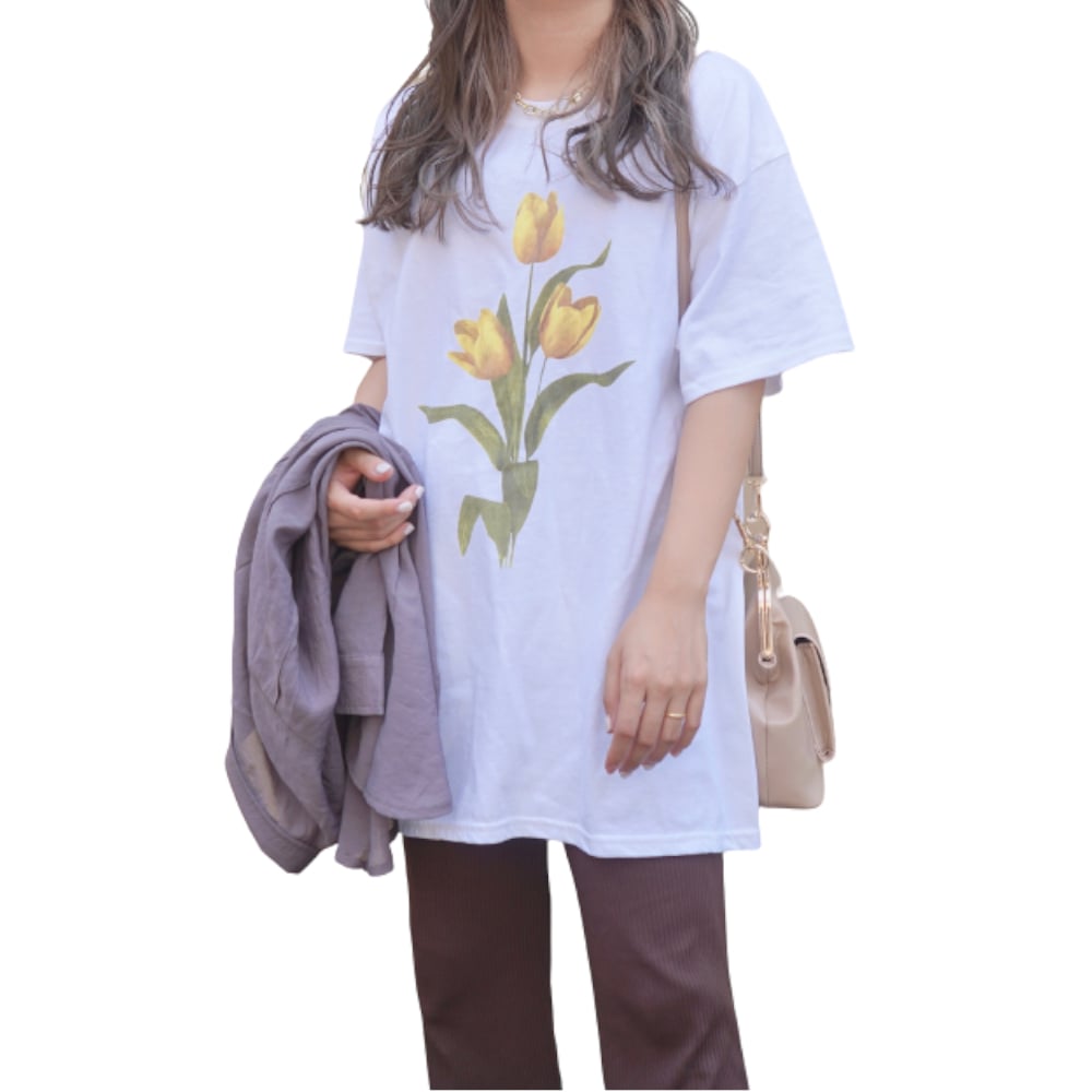 ellow Tulip Big T-shirts (white) A.D.G レディース トップス
