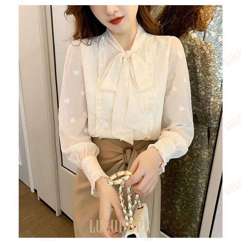 トップスニットドット リボン 透け感 ホワイト ボウタイブラウス きれいめ シャツ 大きいサイズ トップス 大人かわいい ブラウス 母親 休日 レディース シースルー 6,565円