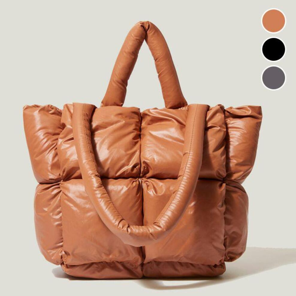 【3日で出荷】2wayキルティングバッグ トート ショルダー ダウン 無地 軽量 鞄 4,627円