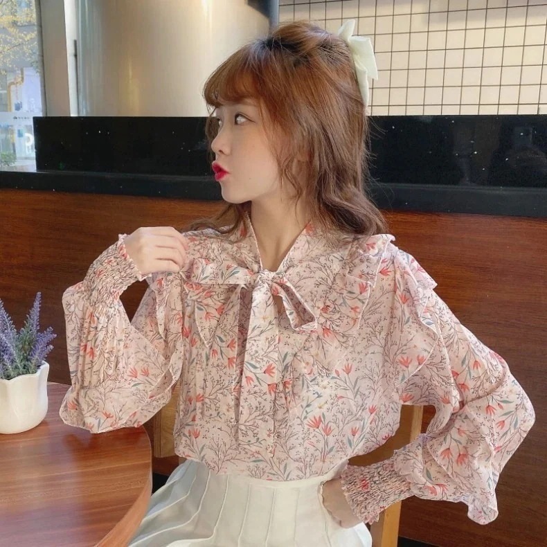 花柄フリルブラウス トップス ブラウス 袖あり 長袖 パフスリーブ ドッキング リボン かわいい 大人可愛い シンプル 大人 上品 おしゃれ お洒落 大人可愛い 大人女子 ラブリー キュート ガーリー 5,508円