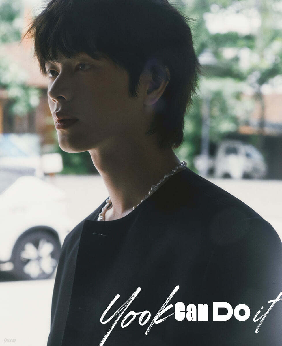 雑誌 「エスクァイア」 Yook Sung-jae ユク・ソンジェ フォトブック:Yook Can Do It A型 [2025]