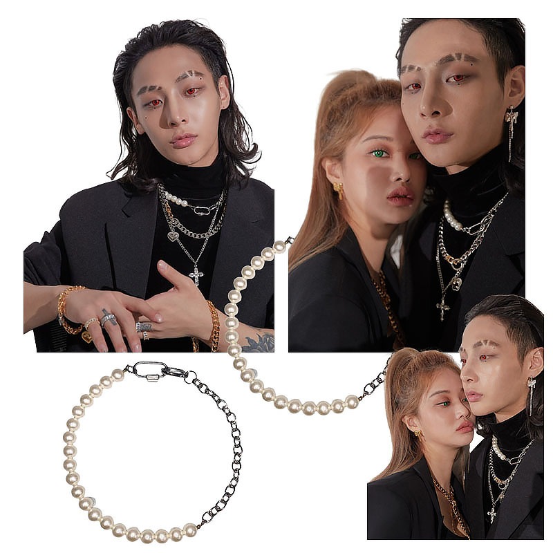 HALF PEARL & CHAIN NECKLACE