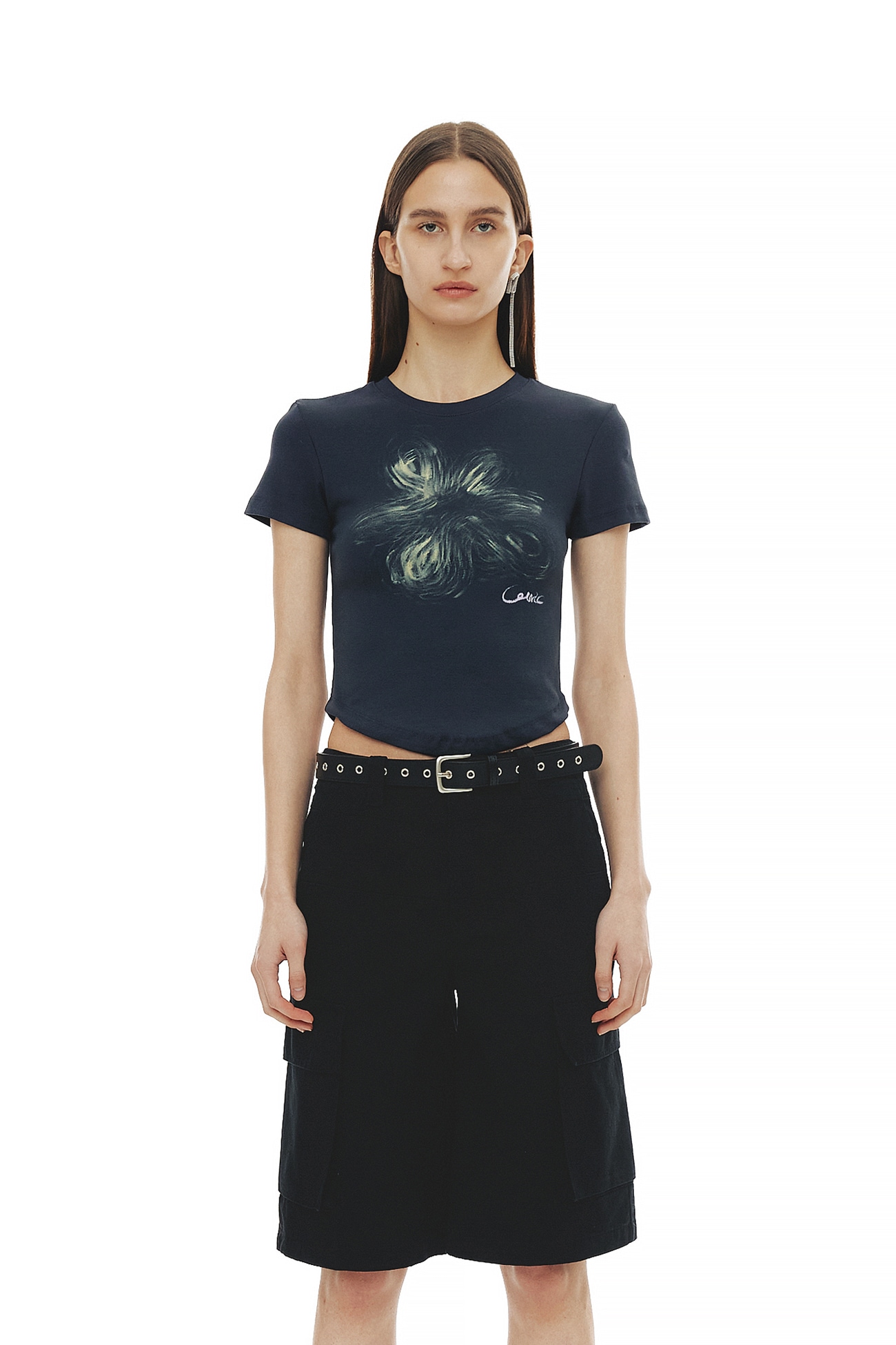 【CERRIC】 FLOWER BRUSH HALF TOP : CHARCOAL
