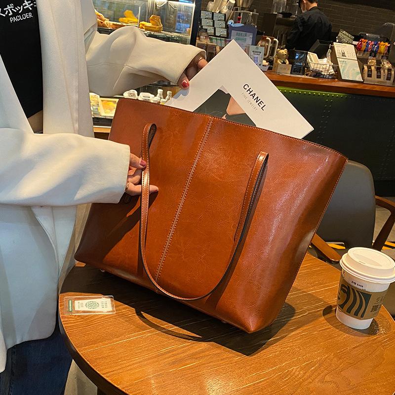 【人気製品 急速出荷】即納あり本革　トートバッグ　レディース　レザーバッグ　ショルダーバッグ 革バッグ　かばん　通勤 通学　大人　20代30代40代50代