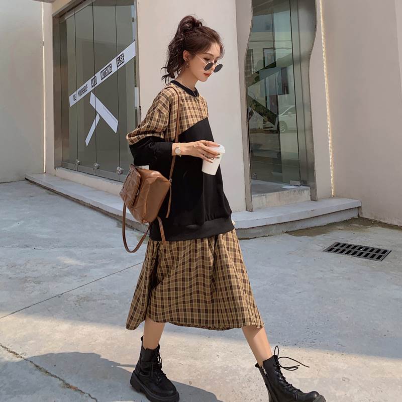 爆売れ中ワンピース レディース 重ね着風 春 秋 チェック柄 ブラック 黒 ロング丈 ミモレ丈 Aライン 長袖 ラウンドネック ルーズウエスト かわいい 大人可愛い セットアップ風 カジュアル おしゃ