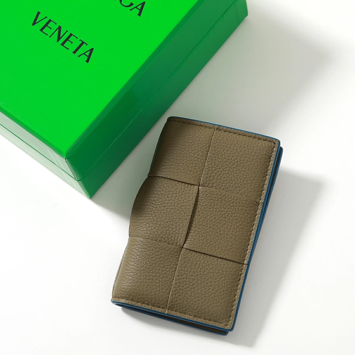 BOTTEGA VENETA ボッテガヴェネタ カードケース CASSETE カセット 748053 VCP14 メンズ 名刺入れ マキシイントレチャート 2569