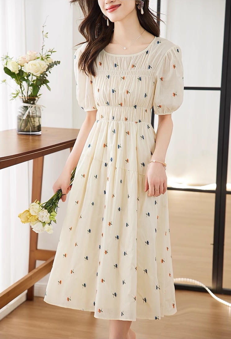 花 刺繍 ドレス 女性 夏 スタイル ウエスト フレンチ スカート 個性的 ワンピース ロング ロング丈 袖あり 半袖 ボリューム袖 ラウンドネック かわいい 大人可愛い シンプル カジュアル 大人