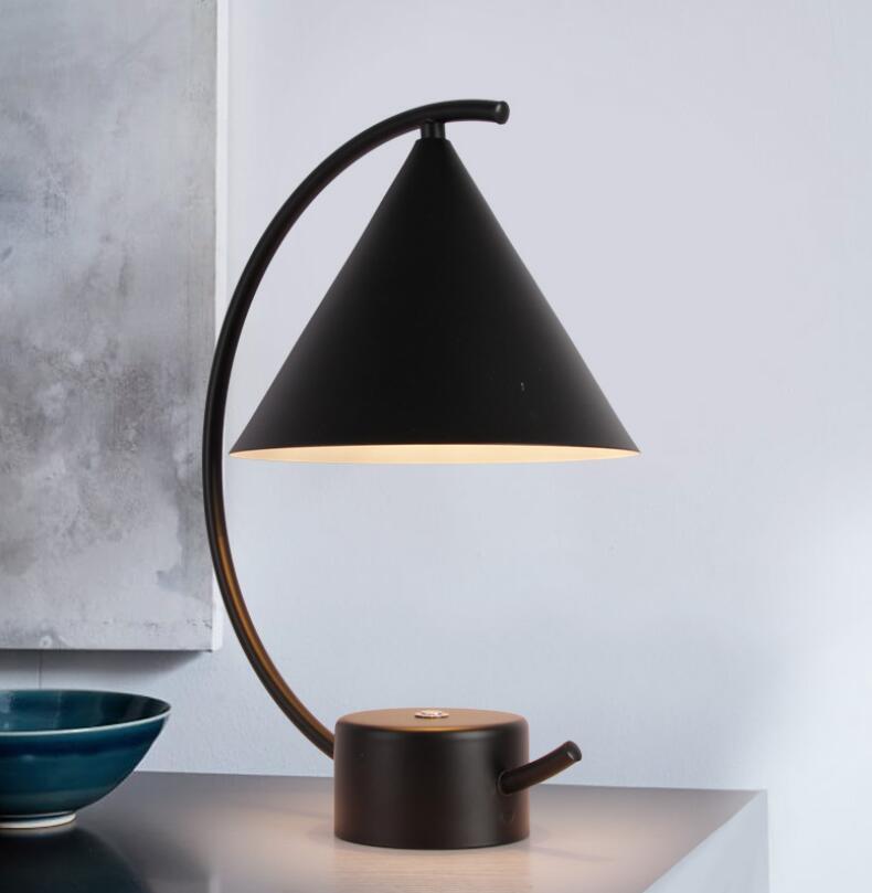 テーブルライト 卓上照明 卓上ライト スタンドライト ナイトスタンド 間接照明 おしゃれ 北欧 モダン 書斎 寝室 インテリア デスクライト 10,488円