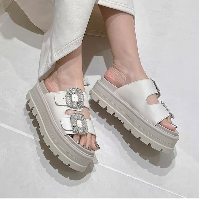 厚底サンダル レディース 全2色 ダブルビジュープラットフォームサンダル ビジューサンダル 大人可愛い 韓国 新作 20代 30代 40代 シューズ 靴 キラキラ きれいめ かわいい おしゃれ シック