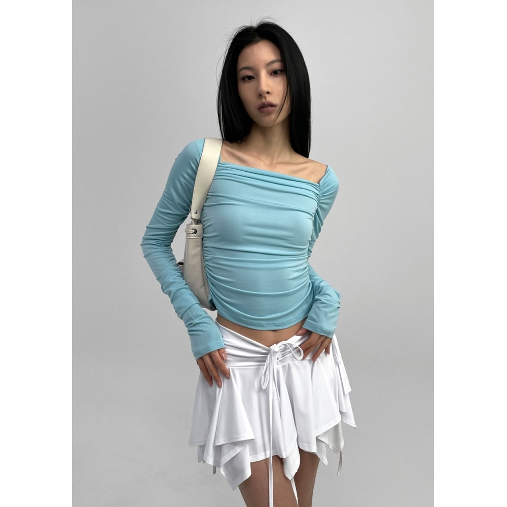 ブラックアップ [MADE] シュズニーシャーリングオフショルダーロングスリーブTシャツ