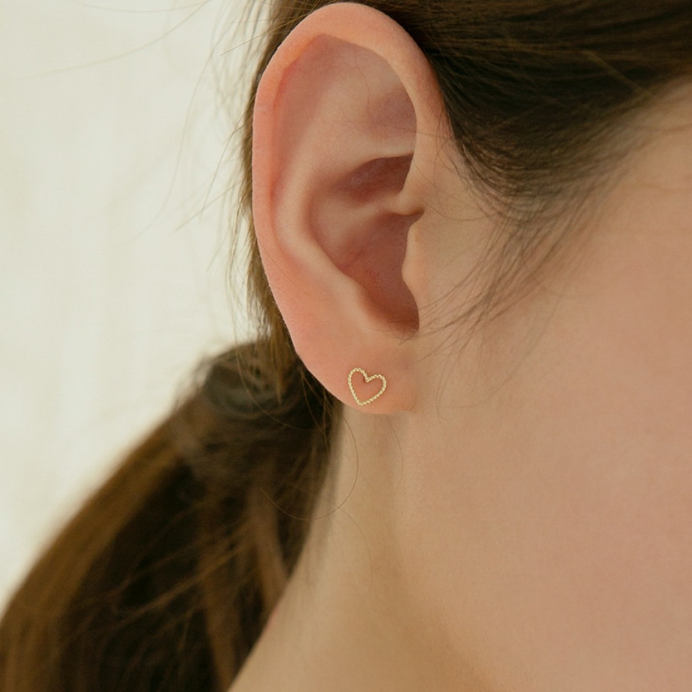 LUNNE 14k ドットラインハートピアス K14ゴールド #ES16