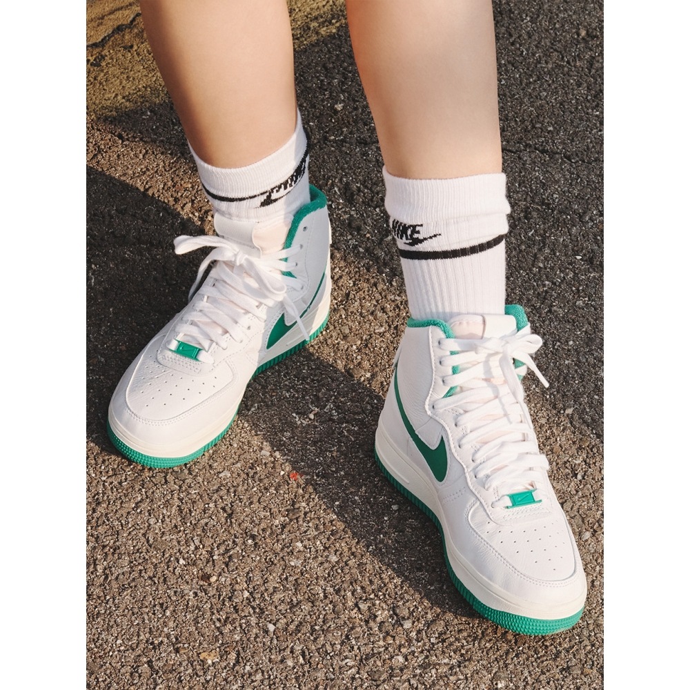 ナイキ W AF1 スカルプト