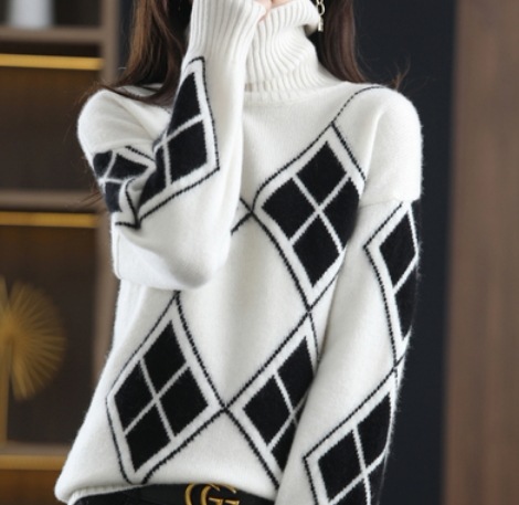 柄入りハイネックニット トップス ニット ハイネック ロング丈 長袖 Iライン かわいい 可愛い きれいめ シンプル カジュアル 上品 かっこいい 女子 高級感 柄 秋 冬 10代