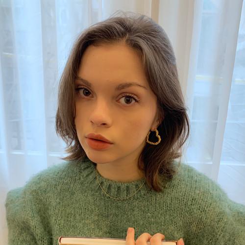 Bella Earrings イヤリング ピアス 韓国正規品 LIA YUNA 着用