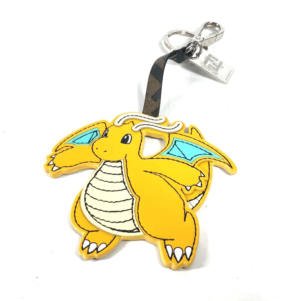 キーホルダー ズッカ ロゴ カイリュー POKEMON ポケモンコラボ バッグチャーム フラグメント レザー イエロー