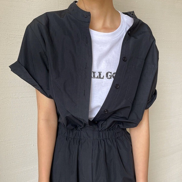 オールインワン ジャンプスーツ つなぎ ネイビー クリーム ロールアップ 韓国 レディース オルチャン 半袖 Vネック 襟付き 角襟 ストレート ウエストマーク ハイウエスト かわいい