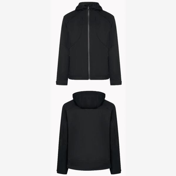 フード付きジップアップウインドブレーカージャケットトップス ブラック 楽なコーディネート スポーツルック 活動性の良い アウトドア 今日のコーディネート 高品質