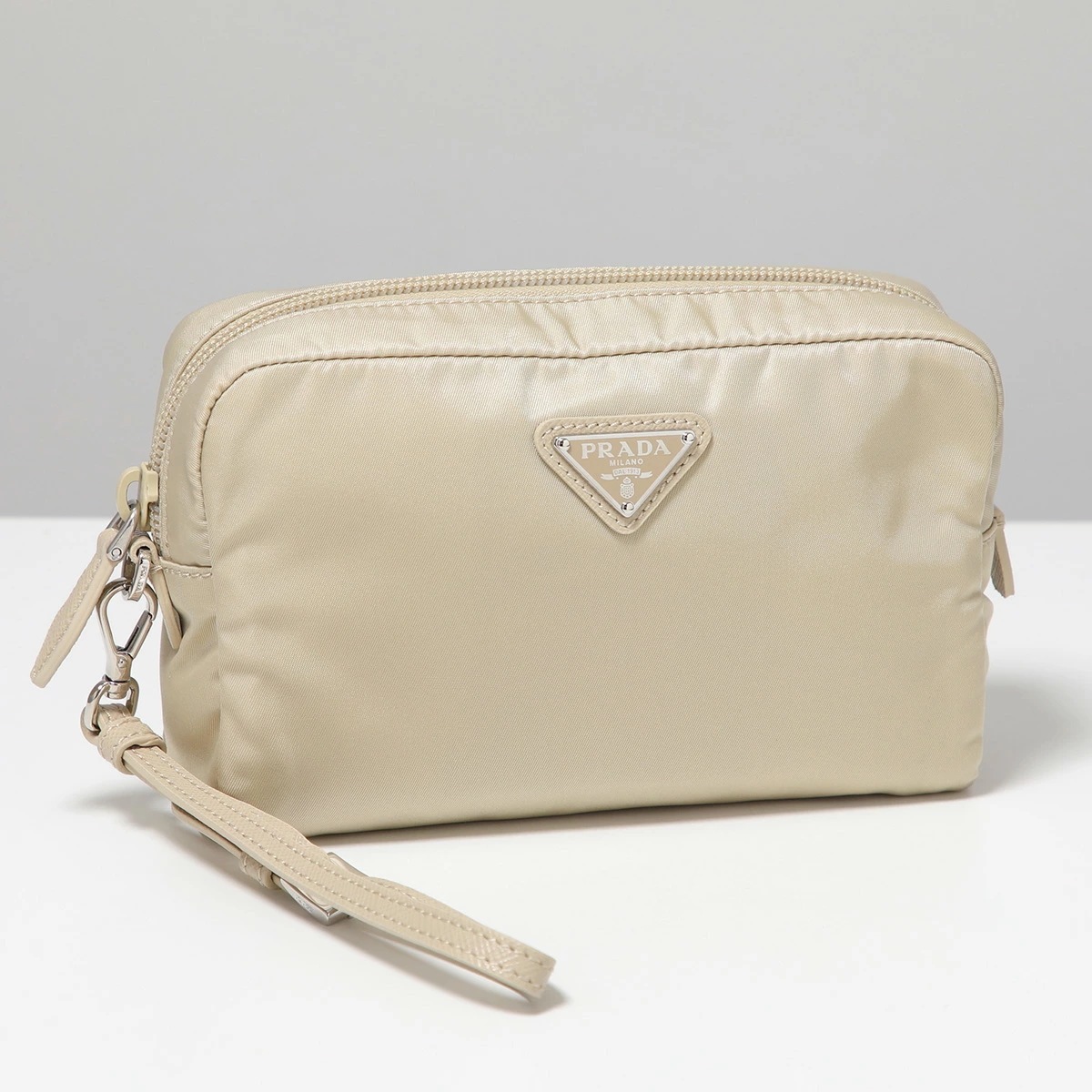 PRADA プラダ ポーチ VERA ヴェラ 1NS021 R067 レディース スモール 小物入れ メイクポーチ Re-Nylon ナイロン トライアングルロゴ リストレット付き