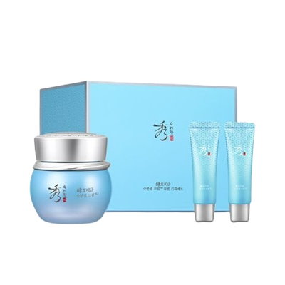 18世紀後半の色絵蕎麦猪口2点（龍・雲・宝珠文／亀甲・人物・風景文）