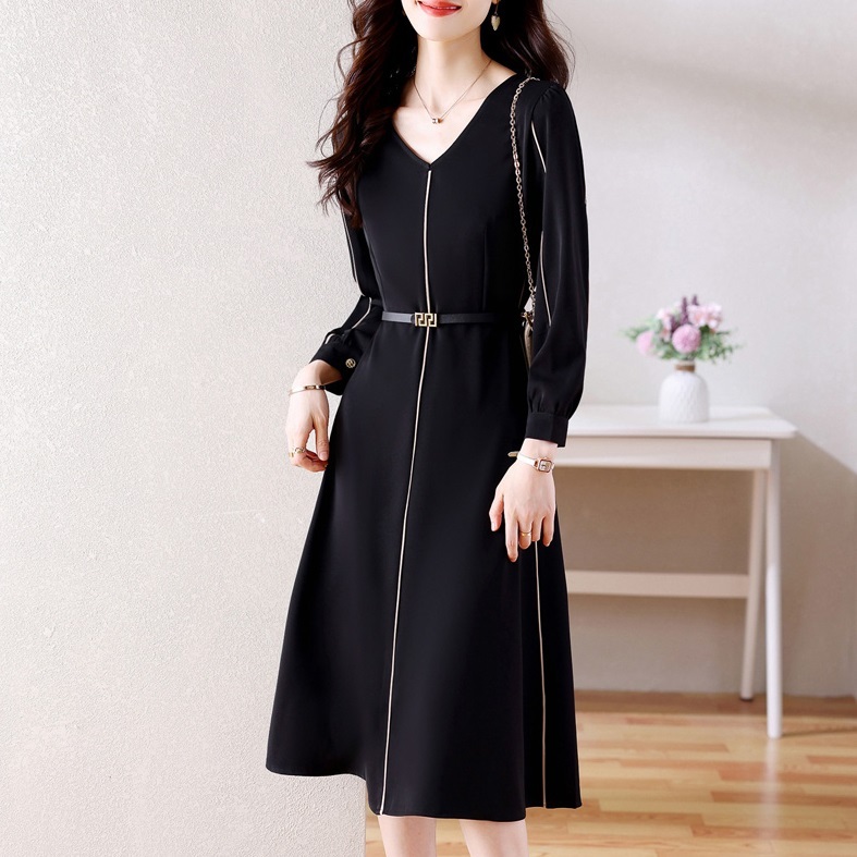 レディース ワンピース 膝丈 膝下 ミディアム 長袖 Vネック フレア Aライン バイカラー 配色 大人可愛い きれいめ シンプル 上品 おしゃれ レトロ 個性的 モード系 エレガント モダン 主役級