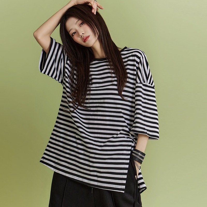 E3247 アンバランス ストラップ オーバーフィット ハーフ トップ