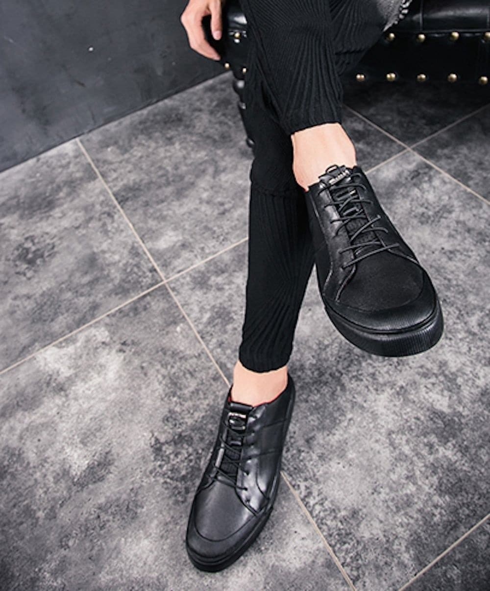 スニーカー メンズ ブランド ランキング ローカット ハイカット シークレットシューズ マジック 春 ランニング 黒 革 レザー 高い かかとなし 身長UP 結ばない 厚底 白 ホワイト おしゃれ 赤