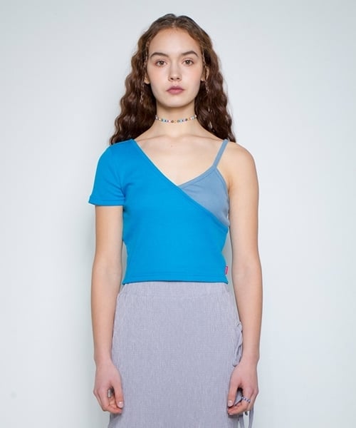 UNBALANCE TWO-TONE CROP TOP_BLUE