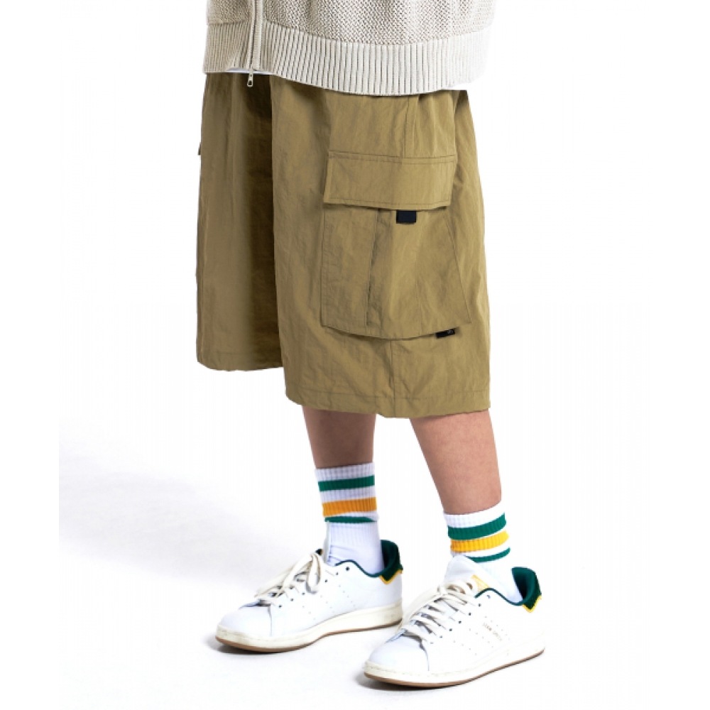 フィルミネイトナイロンカーゴバンディングショーツ-ベージュ