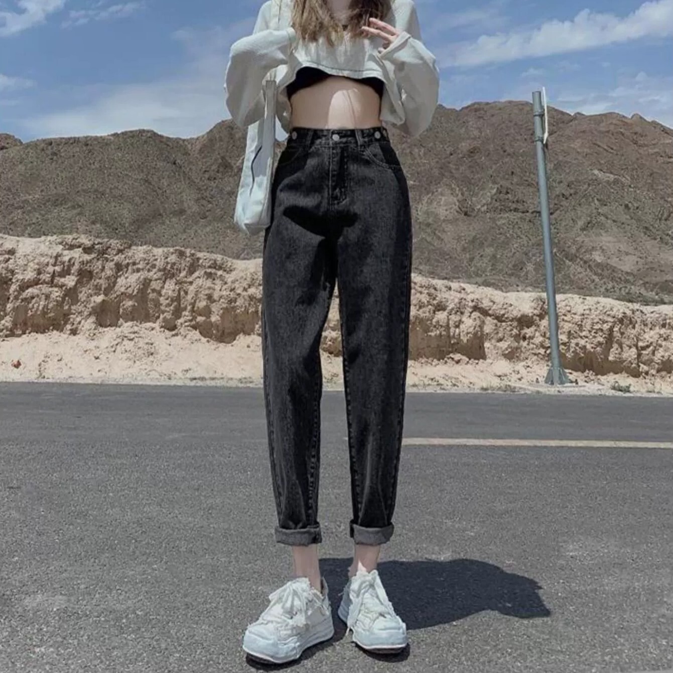 ボトムス パンツ Gパン ズボン ストレートパンツ デニムパンツ 9分丈 アンクル丈 8分丈 ストレート Iライン ポケット ハイウエスト デニム ブルーデニム 薄手 かわいい 大人可愛い シンプル 6,142円