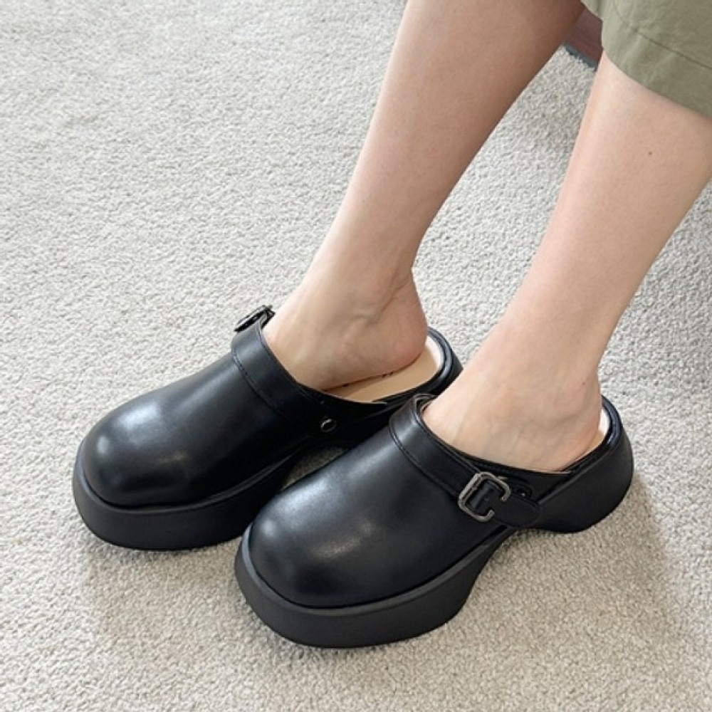 (Ninas Paris) バックルカバーチャンキーヒールシティブロワー