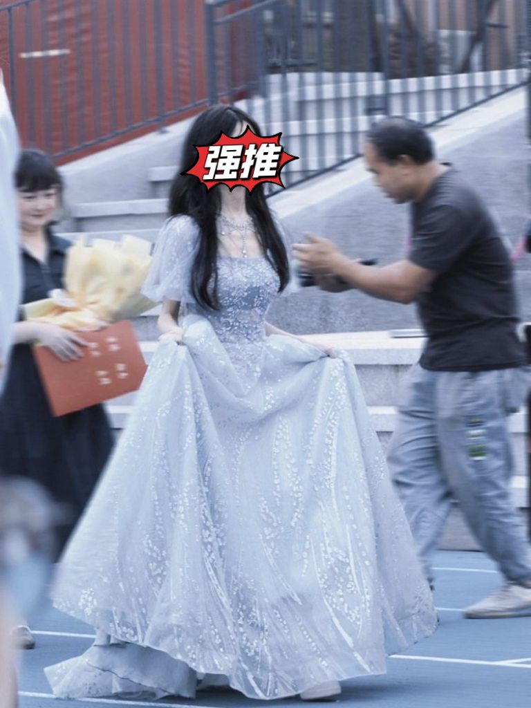 【2枚購入で 3oo円OFF！】女性のためのドレス2025ハイエンドバースデーパーティーホストボーカルミュージックアート試験卒業スカート