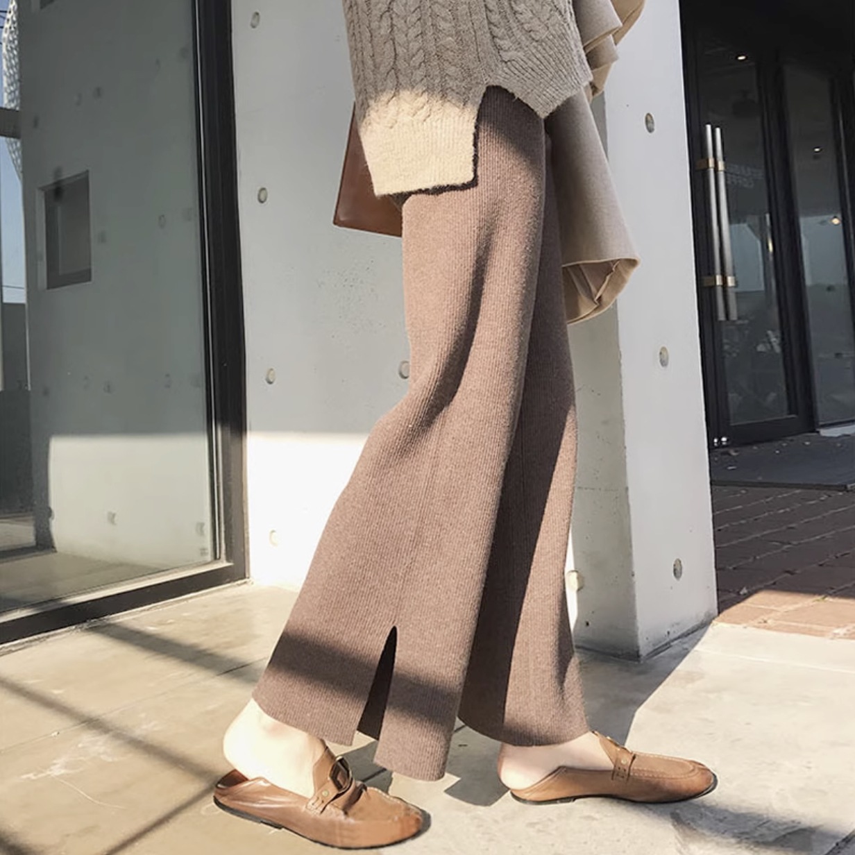 ボトムス パンツ ワイドパンツ ストレート ワイド スリット サイドスリット リブニット 伸縮性 かわいい シンプル カジュアル 大人 上品 おしゃれ お洒落 レトロ 大人可愛い 大人女子 こなれ感