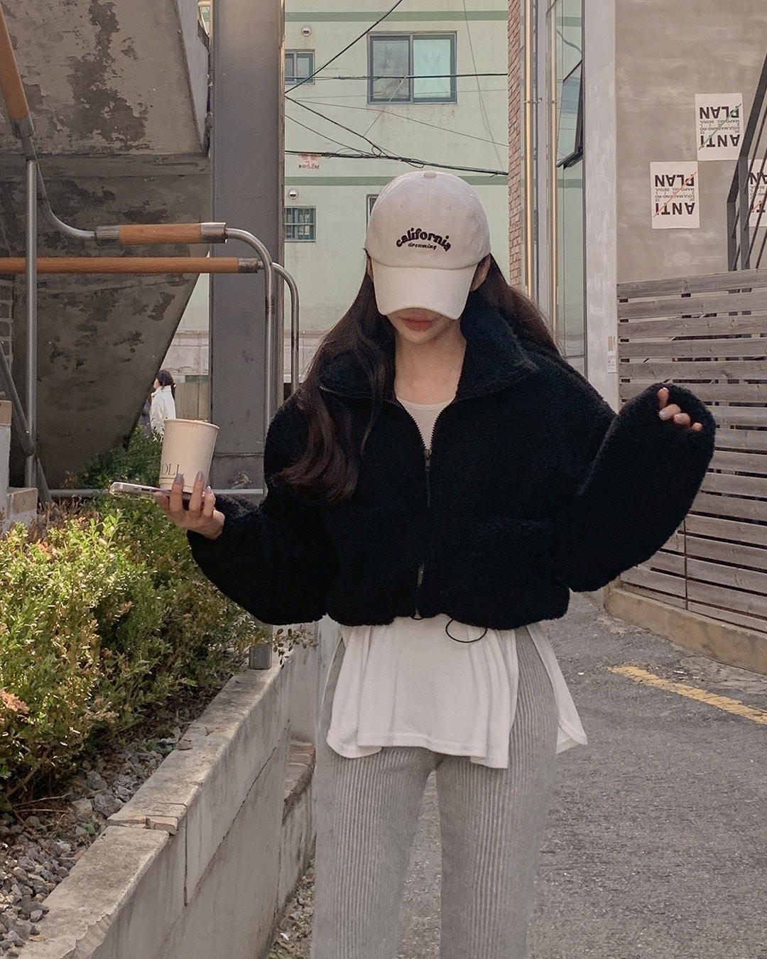 クロップド丈ボアパーカー韓国ファッション レディース