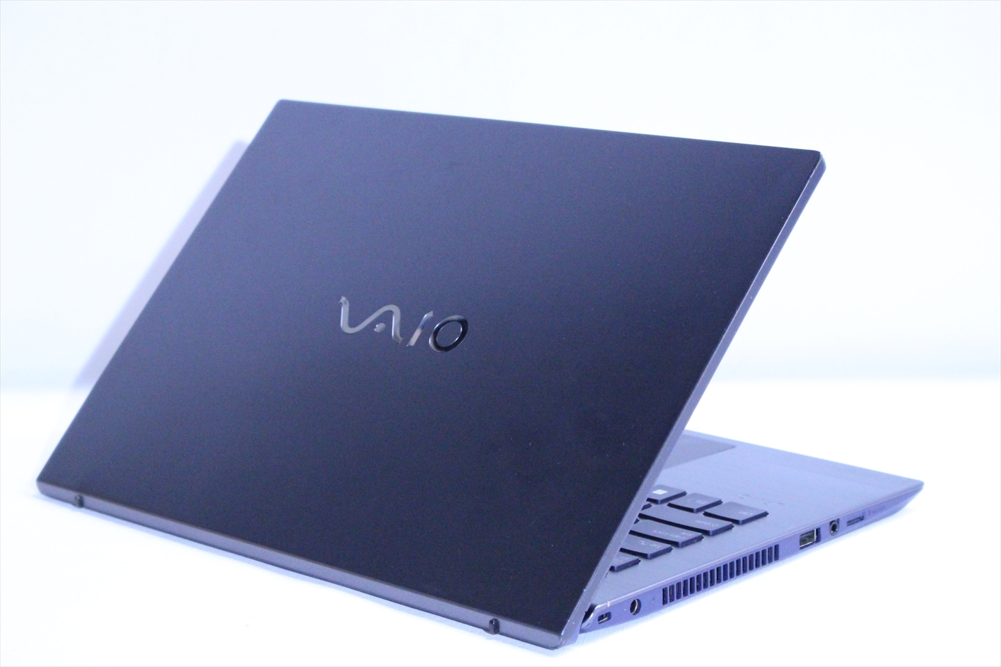 即配 良品 2023年快速モデル 13世代Corei5 VAIO Pro BK VJBK118 i5-1334U 16G 256G 14.0FHD Wi-Fi6 Office ABA評価