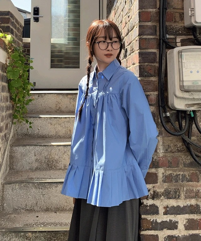 モノ プリーツ シャツ