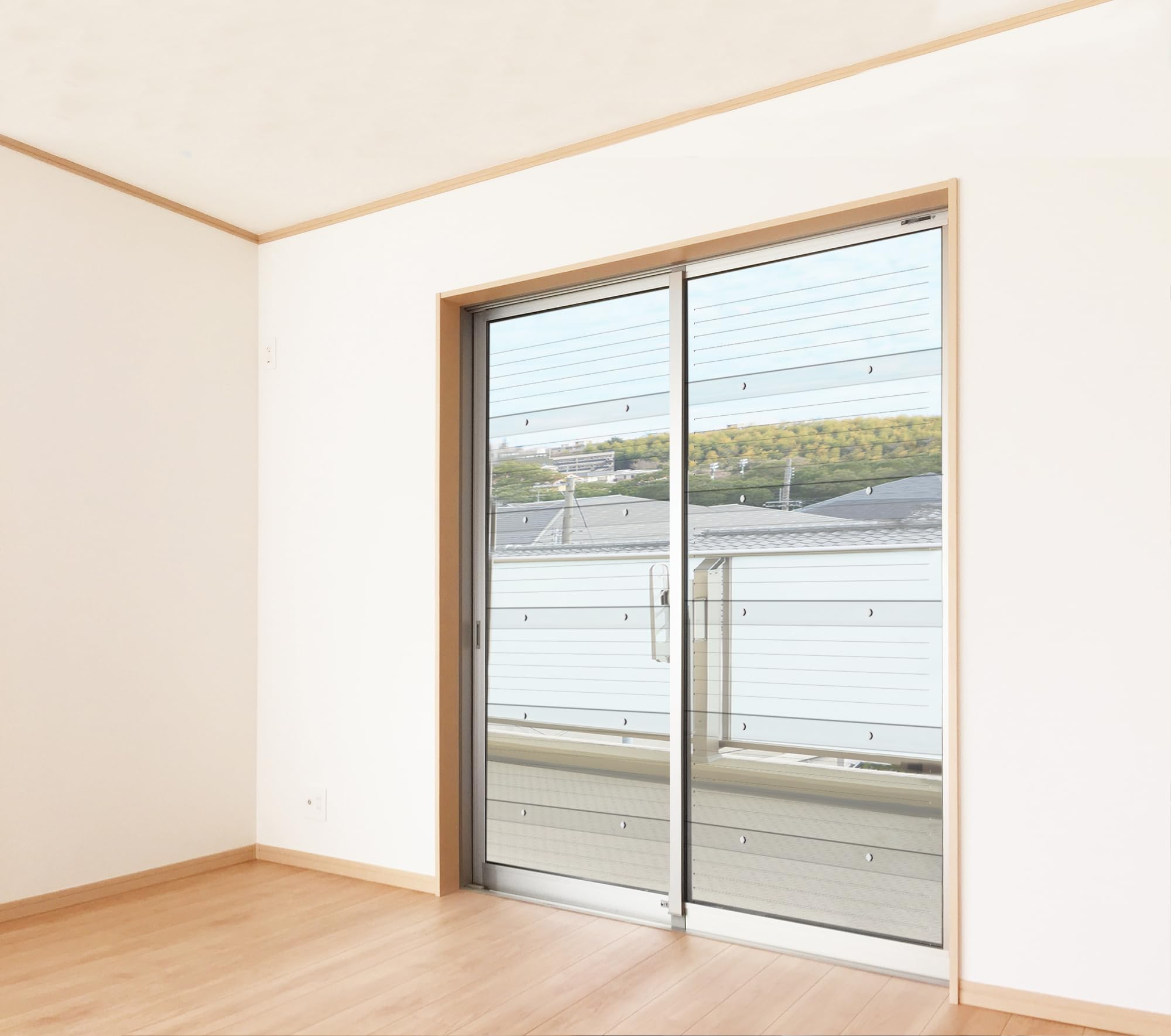 明和グラビア 窓に取り付けるだけ 二重窓構造 断熱効果 節電 省エネ 透明 外がすっきり見える 断熱パネル GNP-3012