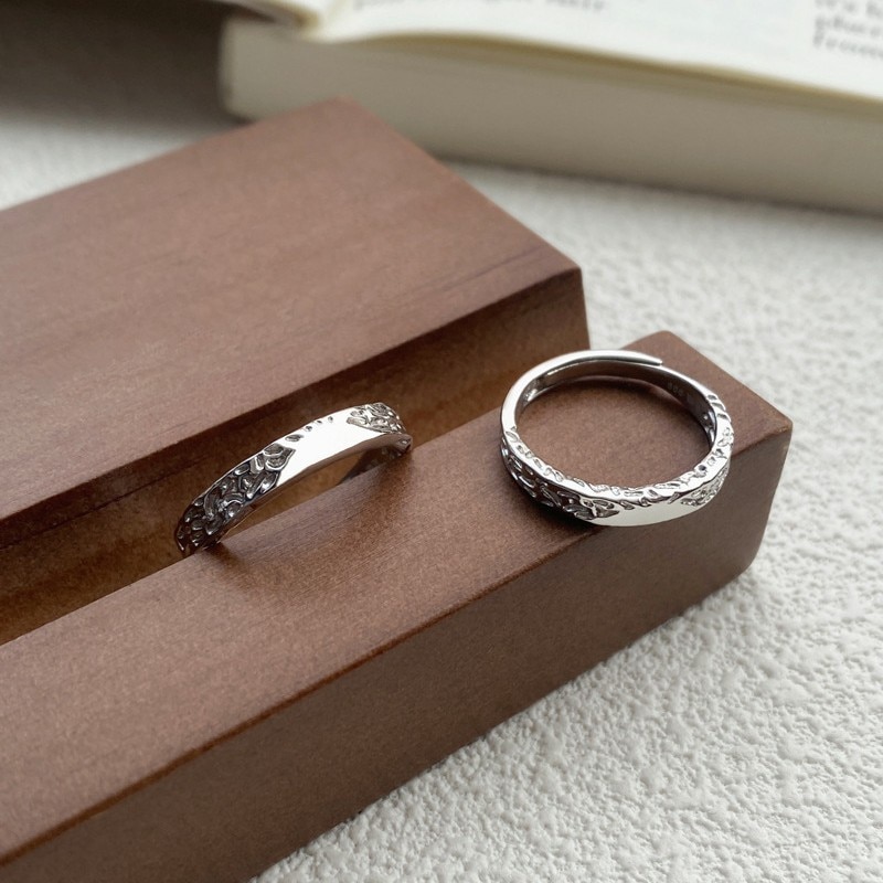 【1点ご購入 で10点プレゼントいたします】足銀初心氷河カップルリングシンプルペアリング高級感開口リング