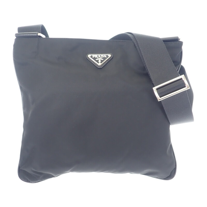 トライアングルロゴ VA0053 ショルダーバッグ ナイロン ブラック シルバー金具 メンズ【Aランク】