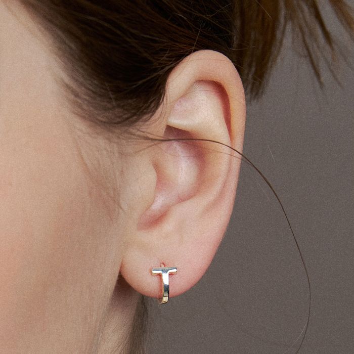 T-line one-touch earring 2色 おしゃれ ピアス 韓国芸能人着用 韓国ファッション