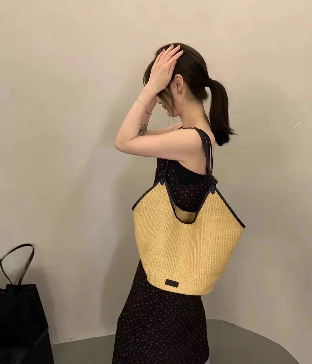 24 ファッションサマーファーハンドバッグ カーフスキンプレミアムレザーレディースバッグ