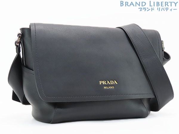 レア超美品プラダソフトグレインレザー斜め掛けショルダーバッグメッセンジャーバッグブラックカーフレザー2VD069