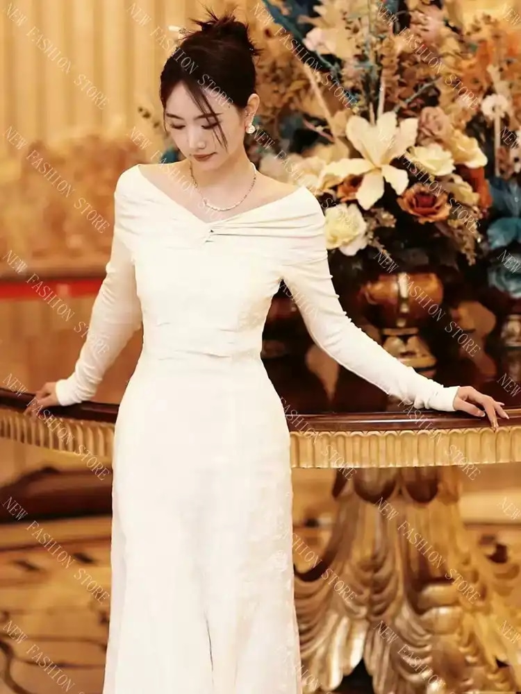 ワンショルダーのウエディングドレス-89