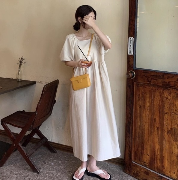 ワンピース ロング丈 半袖 ボリュームスリーブ 襟なし デザイン 美ライン ニュアンス エアリー バックリボン カラバリ リラックス かわいい 大人可愛い きれいめ シンプル カジュアル 大人 上品