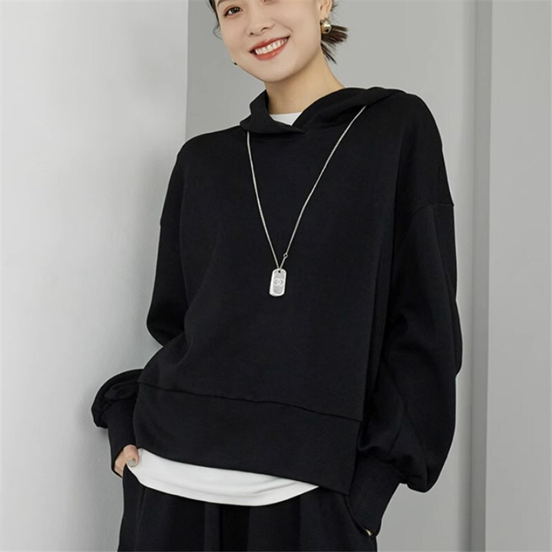 トップス パーカー トレーナー 袖あり 長袖 ラウンドネック フード付き かわいい 大人可愛い きれいめ シンプル カジュアル 大人 上品 おしゃれ お洒落 かっこいい 主役級 甘い 無地 春 秋 冬
