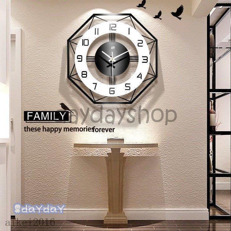 (BOOB)壁掛け時計 おしゃれ 北欧 デザイン 高級感 ギフト 掛時計 引っ越し祝い 入学祝い 玄関 インテリア時計 ブラック ホワイト デジタル