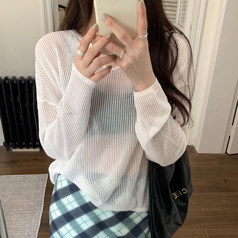 トップス カットソー 長袖 Vネック プルオーバー ミディアム丈 透け感 萌え袖 かわいい 大人可愛い きれいめ シンプル 上品 おしゃれ かっこいい カジュアル こなれ感 個性的 ラフ 主役級