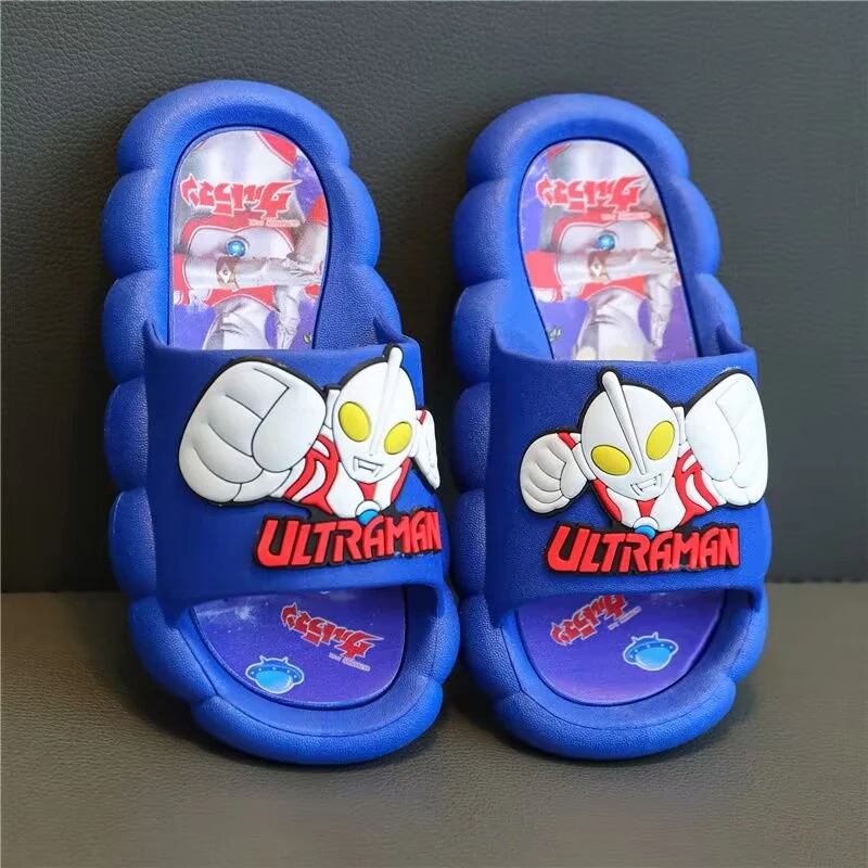 スリッパお風呂滑り止めに男の子のサンダルを履く