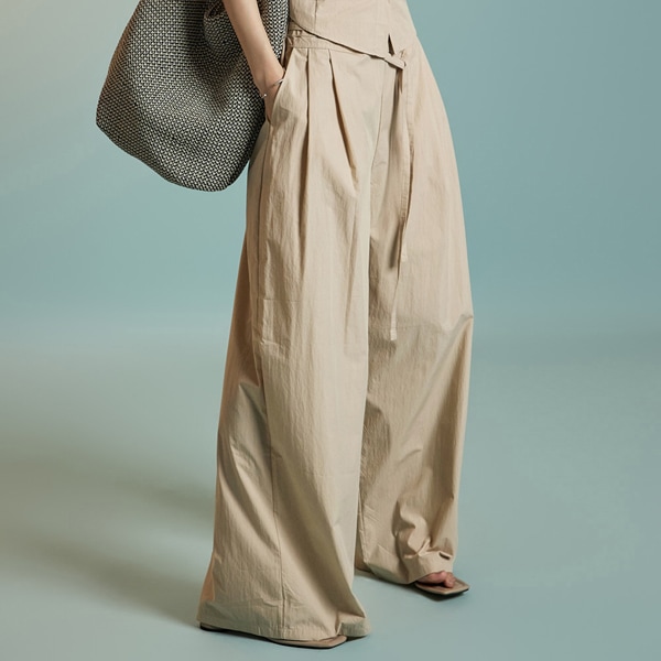 P3590 ストリング パンツ