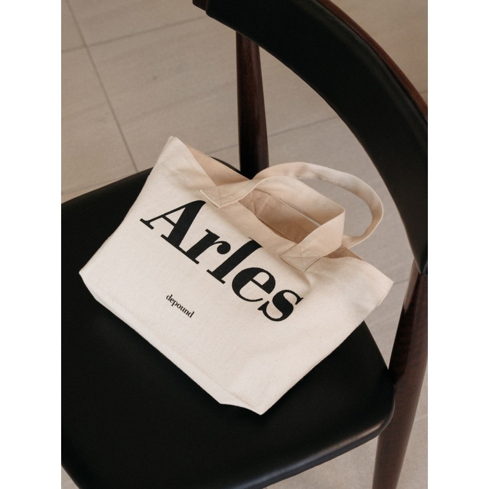 デパウンドアルルバッグブラック (S)ショルダーバッグ